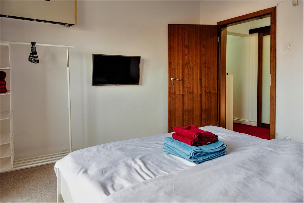 Parliament Marriott Unirii Square 5 Bedrooms Luxury Apartment Old Town Bucureşti Ngoại thất bức ảnh